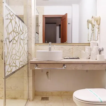 Guci 3* קונסטנצה