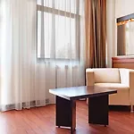 Guci Отель Констанца