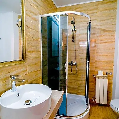 Guci Hotel 3*